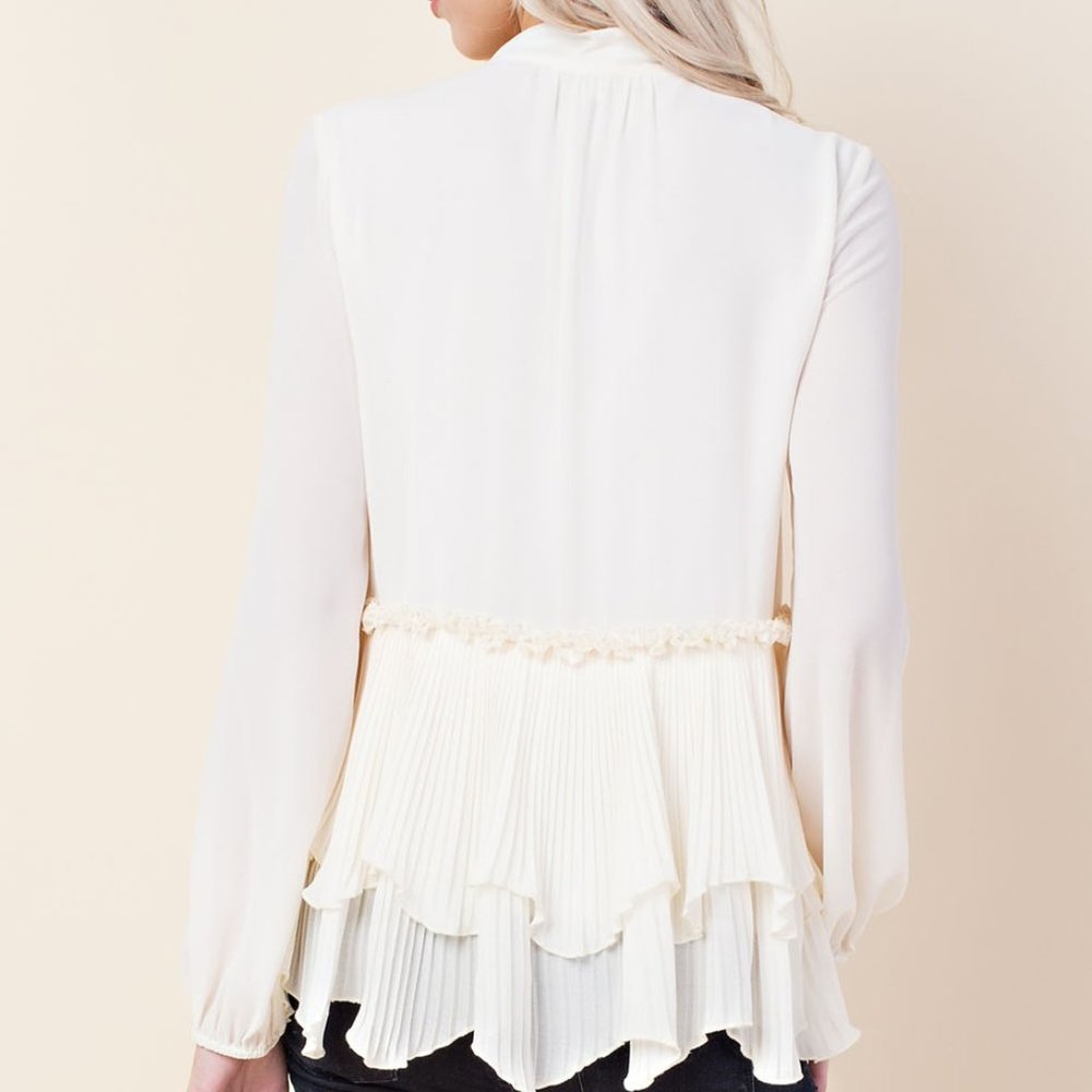 Romantic Ruffled Peplum Neck Tie Blouse. - Picture 4 of 5